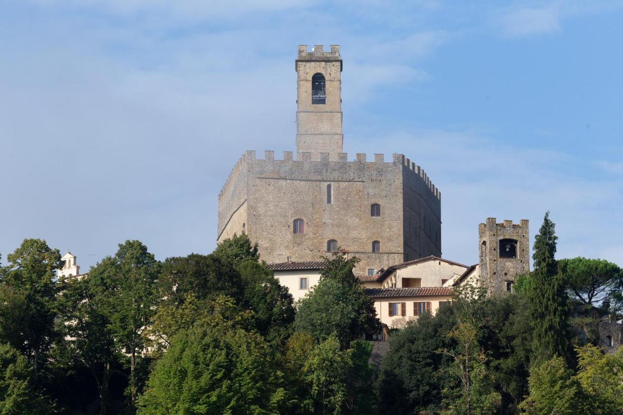 Casa Vacanze - Matelda Bed & Breakfast Poppi Bagian luar foto